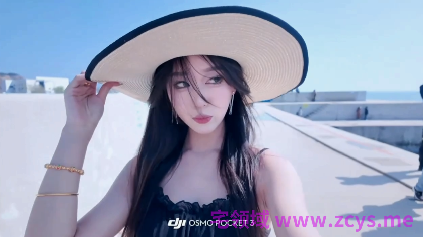 河南新乡顶美小网红，社交媒体上气质女大，背地里攻速鞋蒙眼吮指21v18p482m