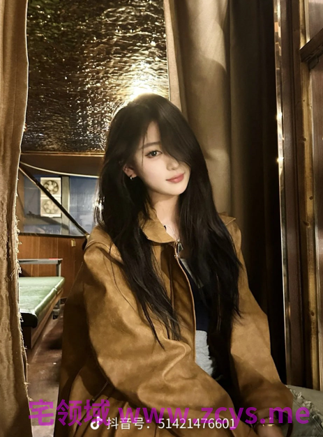河南新乡顶美小网红，社交媒体上气质女大，背地里攻速鞋蒙眼吮指21v18p482m