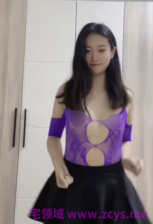 抖音极品骚妹-小吴不吃鱼-骚舞插穴福利（24V,332M）