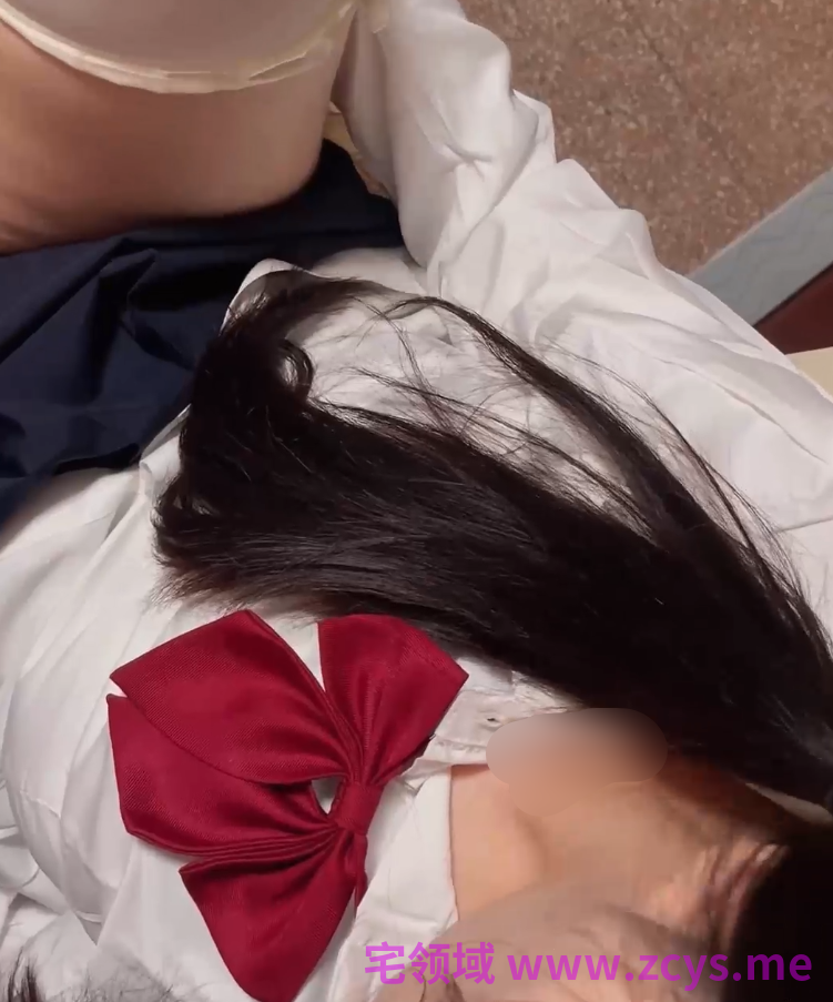 极品萝莉淫妻-乖乖妻- 粉丝福利  客厅1（1V,304M）