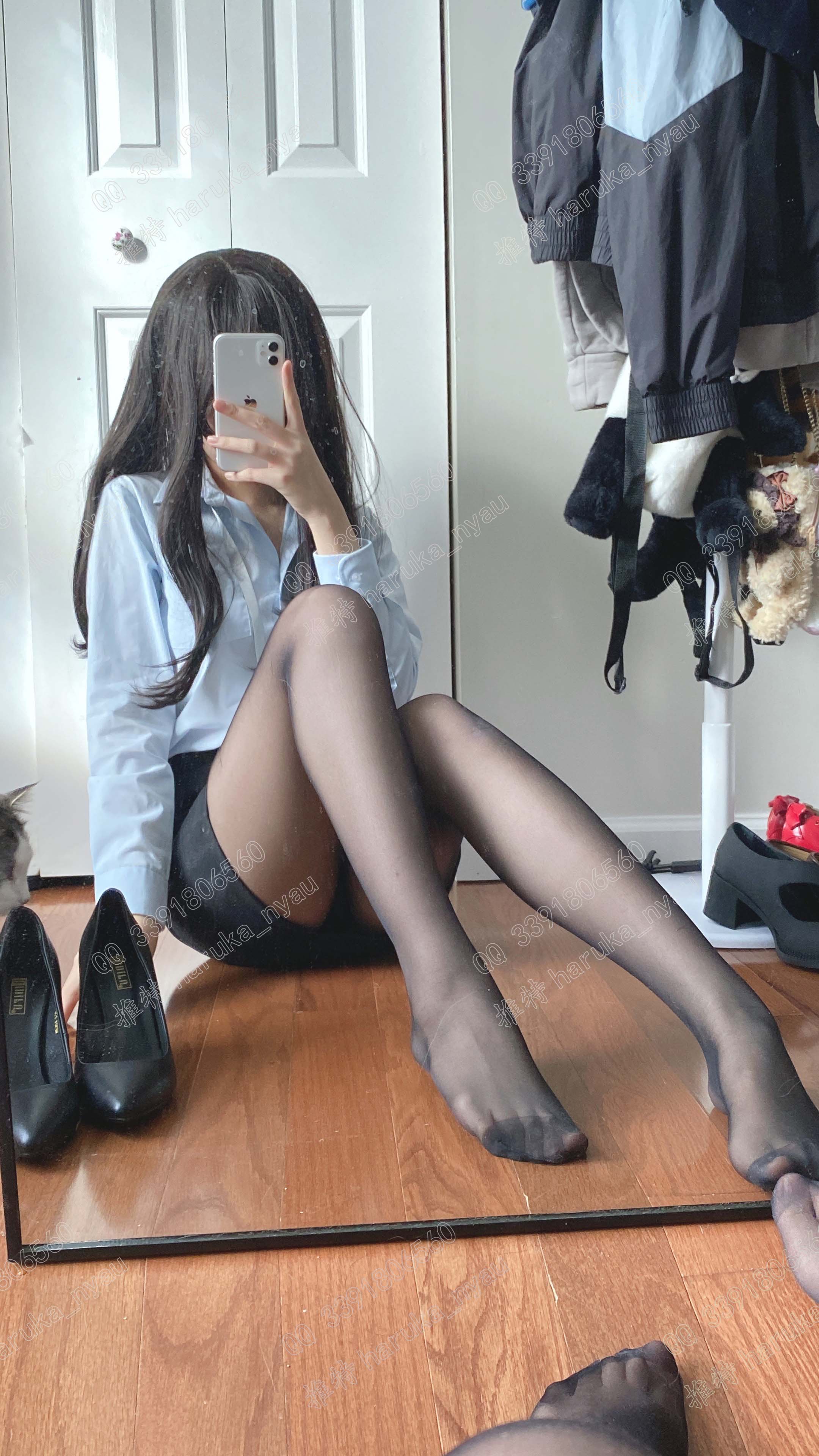 【新流出-原版】悠宝三岁-OL制服【20P+4V】【1.49Gpikpak云盘】