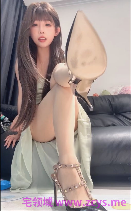 玩物直播一茶s-260515 红绿灯对着小妈肉丝射狗儿子【1V】【550MB百度云】