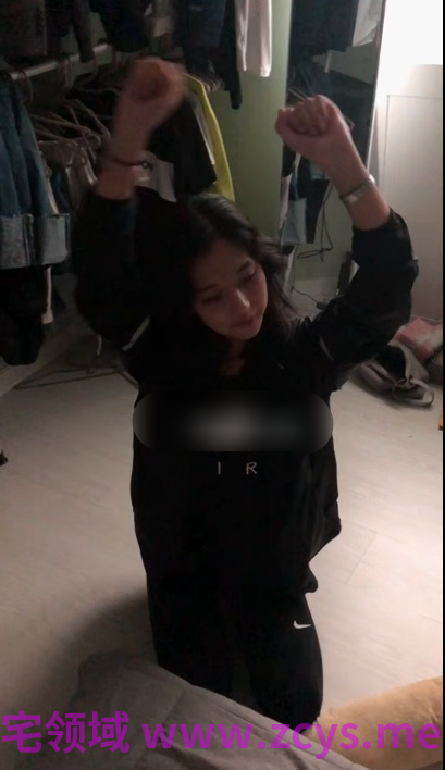 高质露脸泄密 身材苗条清纯大学生造爱时秒变母狗，全自动啪啪口爆11v433m