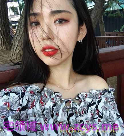 小情侣淫乱放荡的性生活女主骚到极致18v50p804m