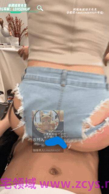 同学的大奶子女友，操一把就要和她一块儿找她男友了，他应该不知道我狠狠操了一把他总在操的女人吧1v 111m pikpak