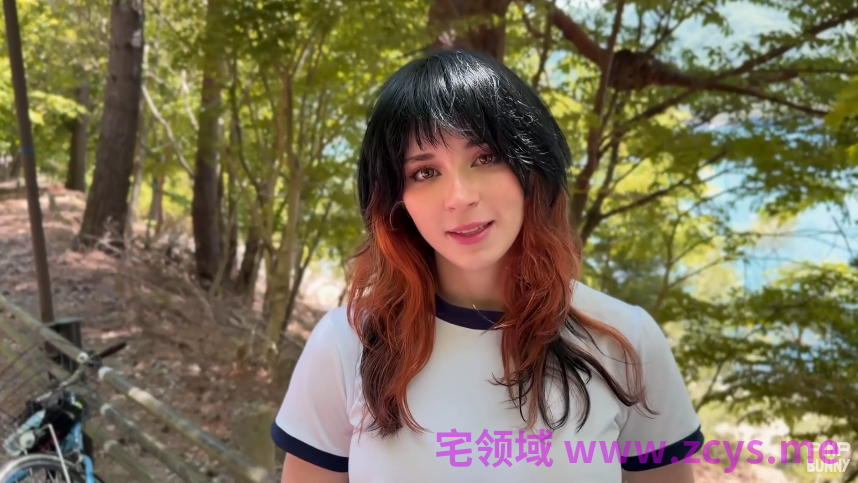 SweetieFox 体育服野战肛交【1.14g】