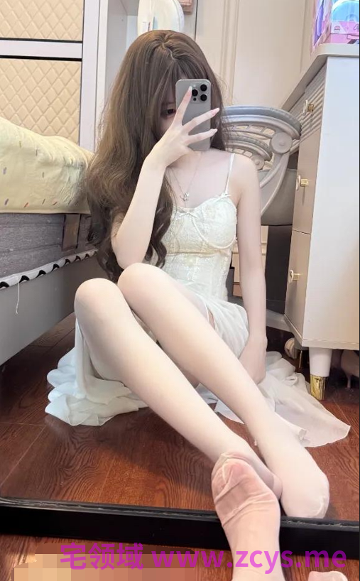 抖音甜妹【小语】最新趣岛丝袜制服视图合集 【292P193V1.59G】