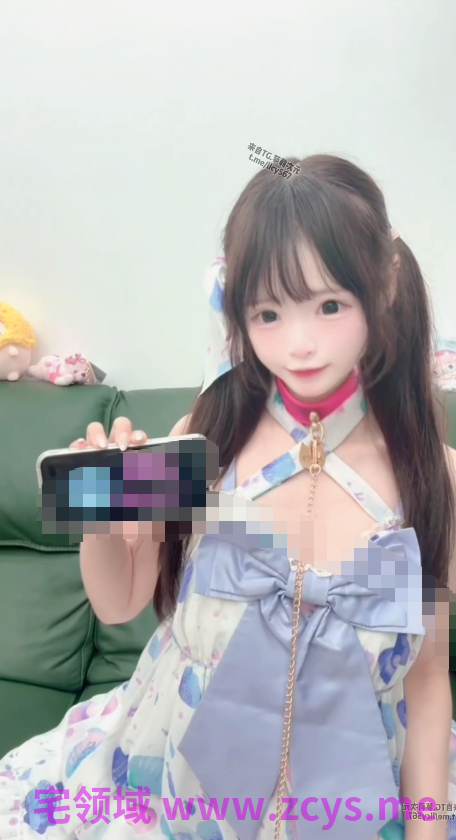 玻璃泡芙 泡芙 688私定版萝莉次元 紫色lolita裙同框狗链白丝模拟足交假几把玩具自慰高潮流白浆  【1V 267MB】