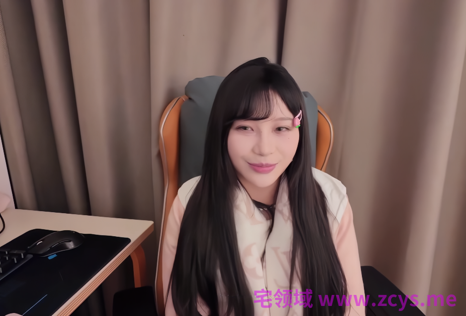 pao泡糖~女大援交记~18岁性工作者~反差口爆服务肉棒~骚语不停