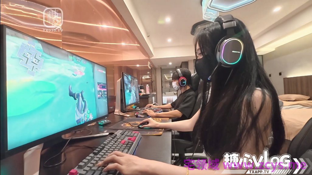 新人 苗苗 吃鸡or吃鸡巴 电竞陪玩蜜穴体验 【1V 1.31GB】