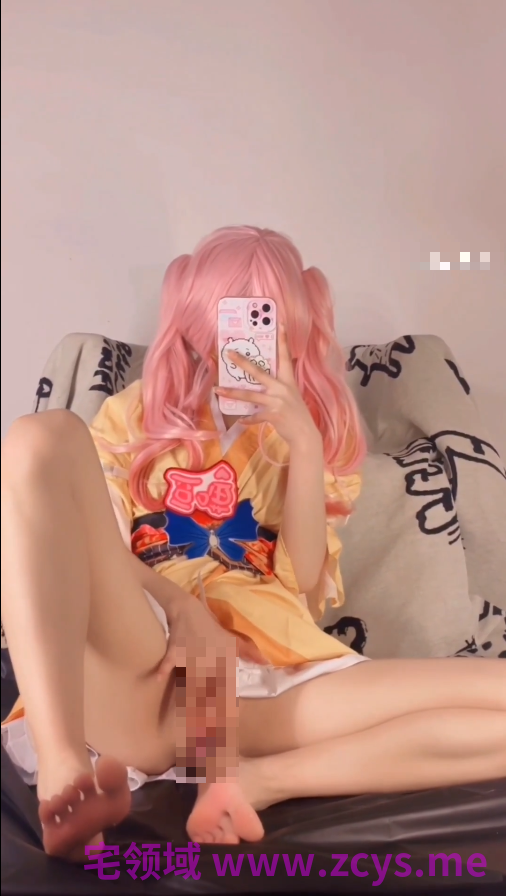 豆喵 cos 千恋万花 鞍马小春  足穴同框粉色系女友 自慰弹力插 站立放尿 1V140M P盘