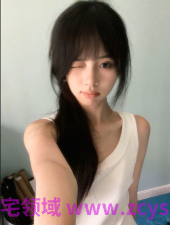 葫芦呼噜 清纯反差美少女 在校女大 外表看着单纯 背地里真的反差 足交口交样样都会【27p+8v】