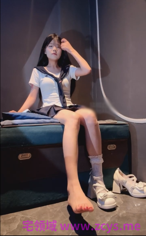 玩物直播西子-260623 足浴会所开发05高颜值清纯少萝素人妈妈【1V】【652MB百度云】