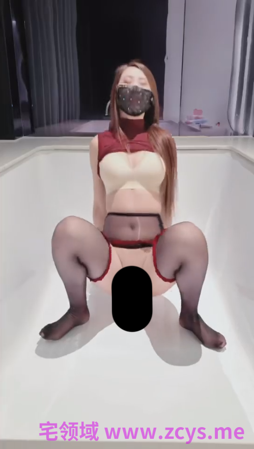 【新】抖音方宝-大长腿 配套各种丝袜 炮机疯狂抽插【1P+12V】【212MBpikpak云盘】