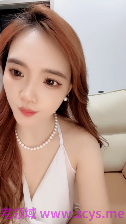 【七宝水多多】 超级漂亮 圆圆的美乳超粉嫩美足大长腿极品翘臀掰开逼逼很是粉嫩自慰喷水【2v】