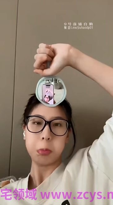 像素诗人 这个眼镜妹的反差感简直拉满【243m】