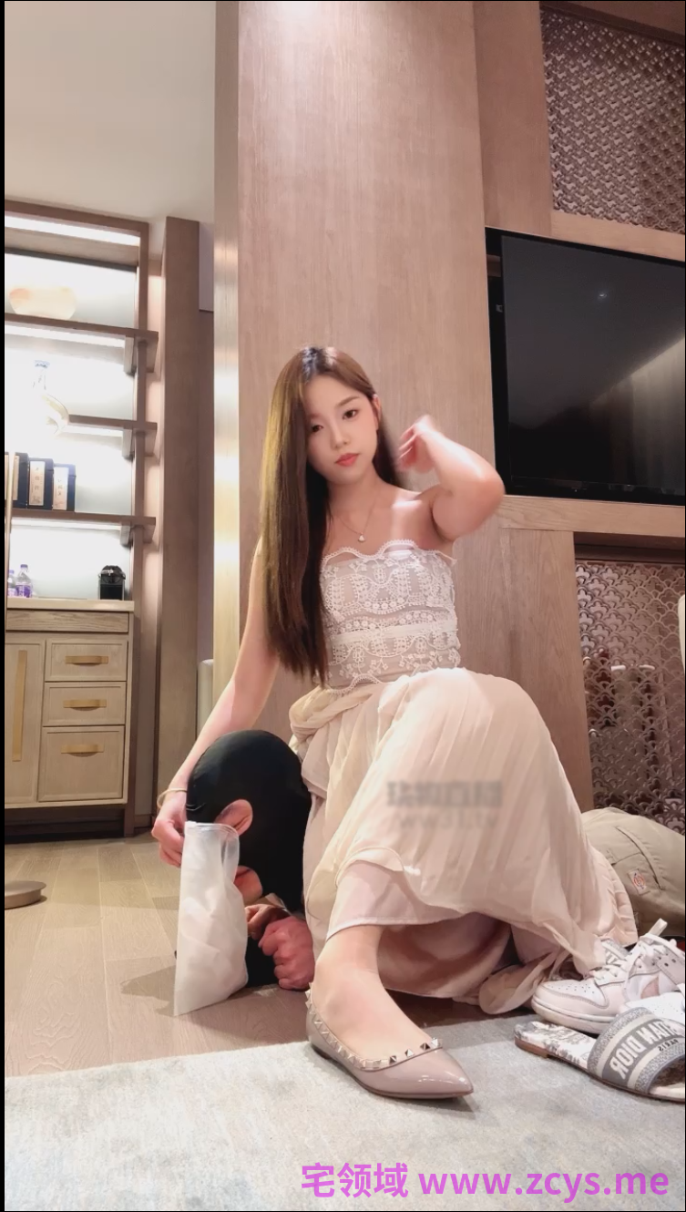 玩物直播妮可-260529 鞋奴天堂各种践踏【1V】【535MB百度云】