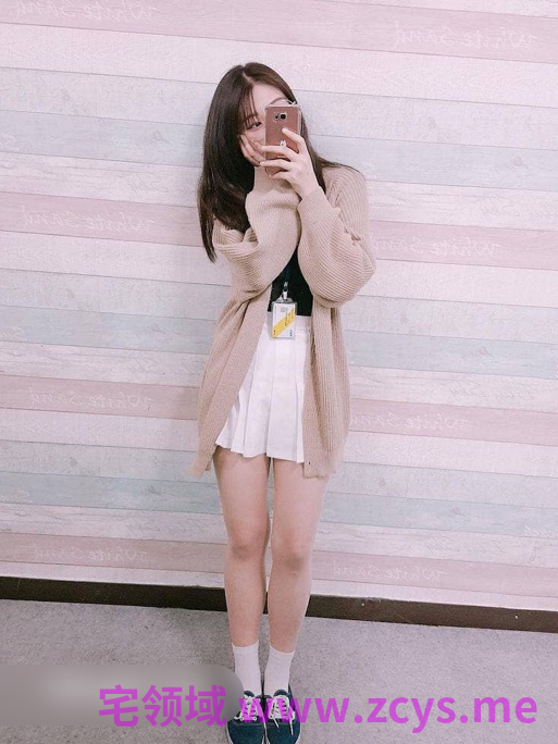 非常漂亮的女大生与男友不健康自拍流出 1v170p836m