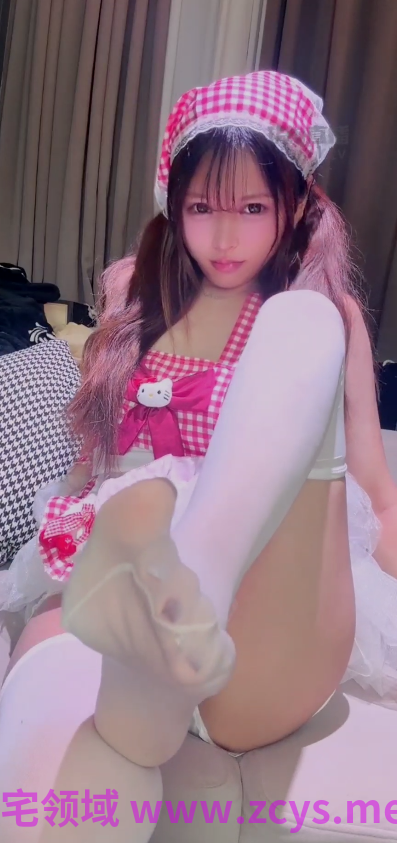 琪琪sama 白丝粗跟皮鞋女仆诱惑1P1V1.5g