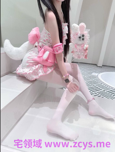 推特极品白虎少萝福利姬 一线天馒头小b jk制服对镜自拍 双马尾揉奶自慰裸舞模拟足交福利【151P+16V】