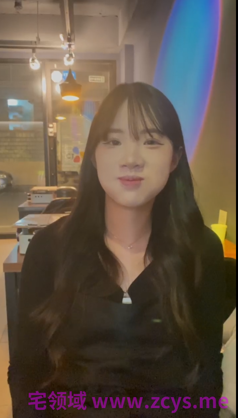 年纪轻轻的小美眉，被老司机男友调教成小母狗，各种捆绑手铐狗链，一顿上强度猛攻，无水印原版6p16v2.08g