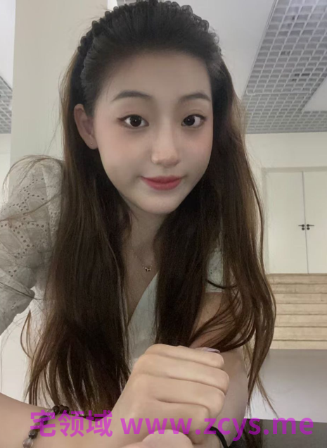 湖南长沙极品小少妇人妻，很有气质身材性感，和老公居家露脸啪啪不雅视频流出，原档无水印9v6p168m