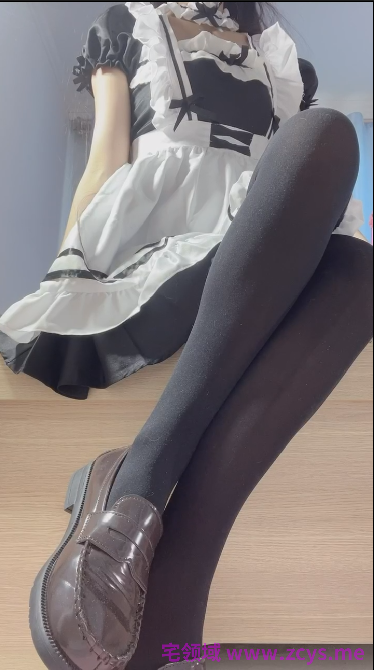 【新-足控】雪崽-女仆装厚黑丝制服鞋【1V】【130MBpikpak云盘】