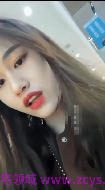 穿上衣服是你优雅端庄的女神，脱下衣服是你的放荡风骚的小母狗~平时高冷御姐被颜射一脸精液，反差感拉满【2v】