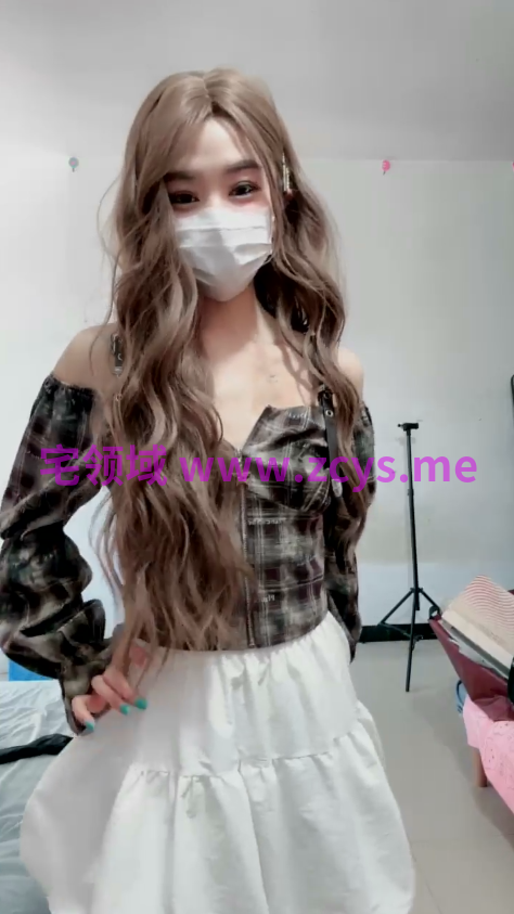 【18岁女孩】完美身材 美乳大长腿 翘臀嫩穴 毛多御姐自慰抠B 高潮喷水【6v】