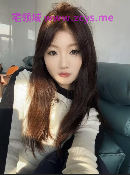 生活照气质漂亮高不可攀的美女，私下却是一条小母狗，黑丝肉丝露脸性爱自拍24p1v235m