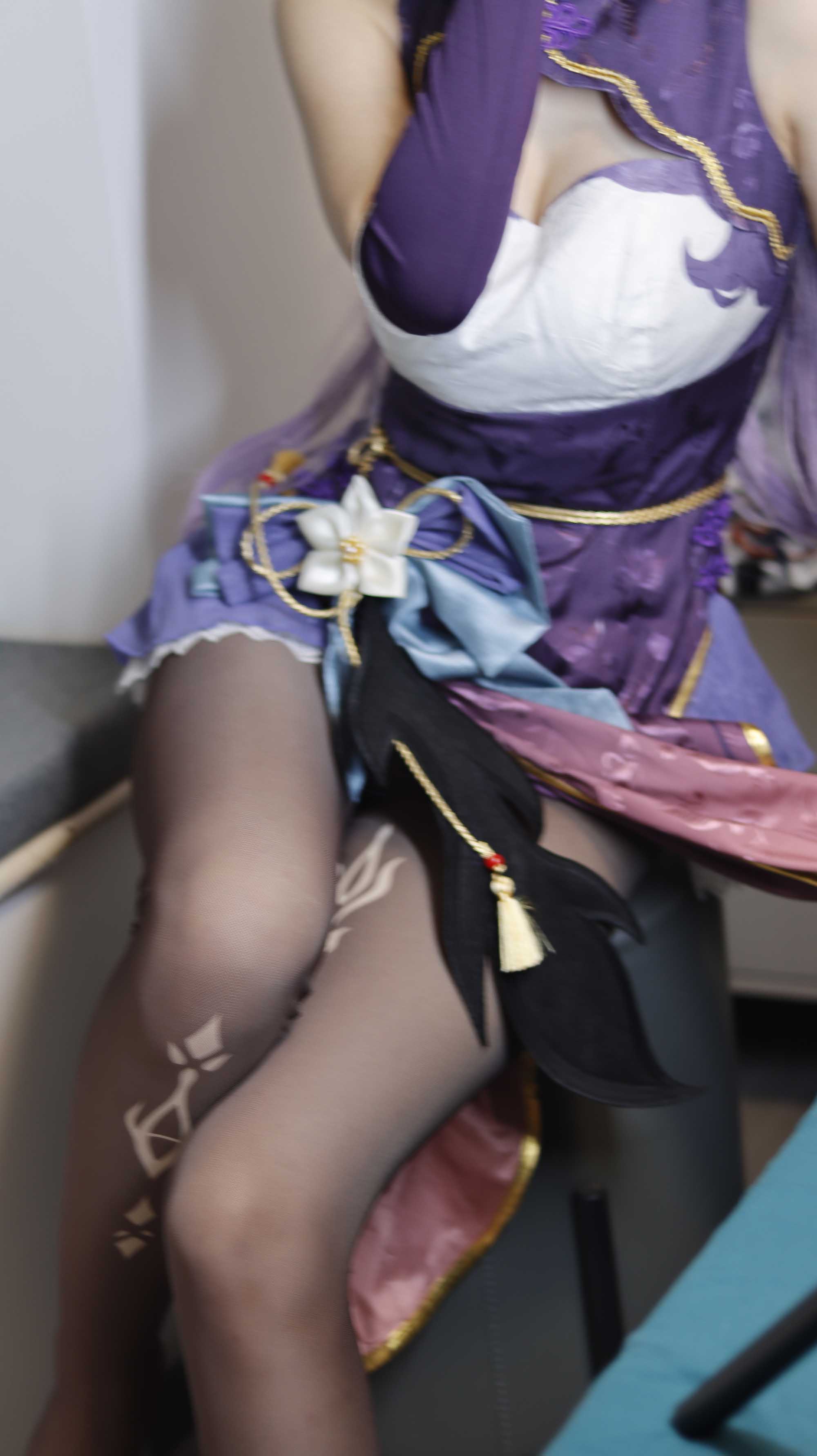 【新】b站up主棍之勇者伊蕾娜-刻晴旗袍、王昭君老版+灵罗娃娃格温【120P+3V】【940MBpikpak云盘】