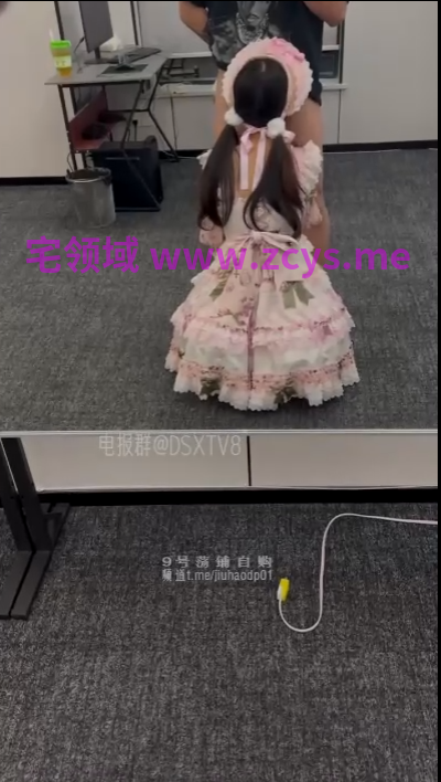Moooooly《丝缎芭蕾樱花树下的告白》后入小lo娘，从后方凝视，欲念如潮汹涌。2v174m