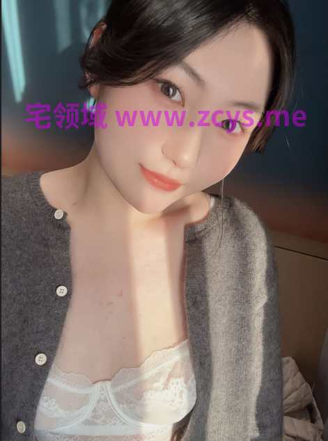 安徽芜湖人妻露脸啪啪，长相还可以身材丰满，少妇床上一点不掩饰自己，叫床声给力表情淫荡5v14p660m