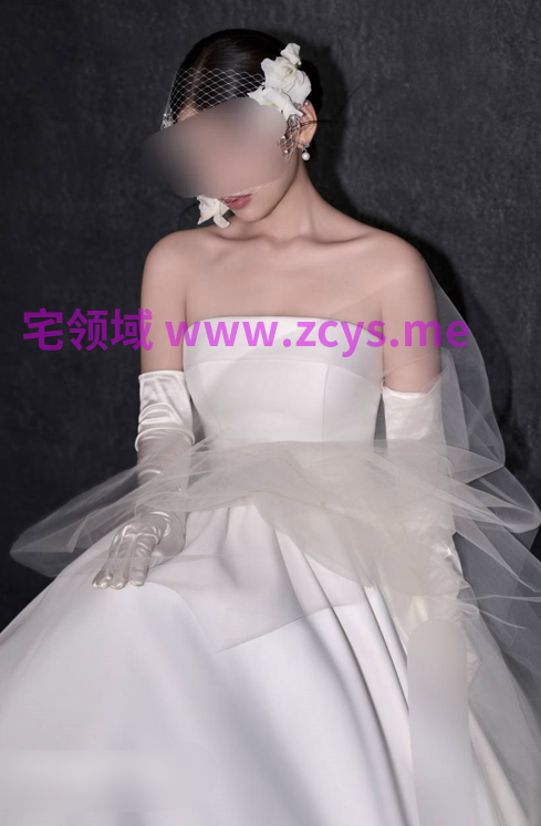 狂暴之风，00后夫妻【CrusHingWind】最新福利，后入打桩3P漂亮反差淫妻之路28v135p3.97g
