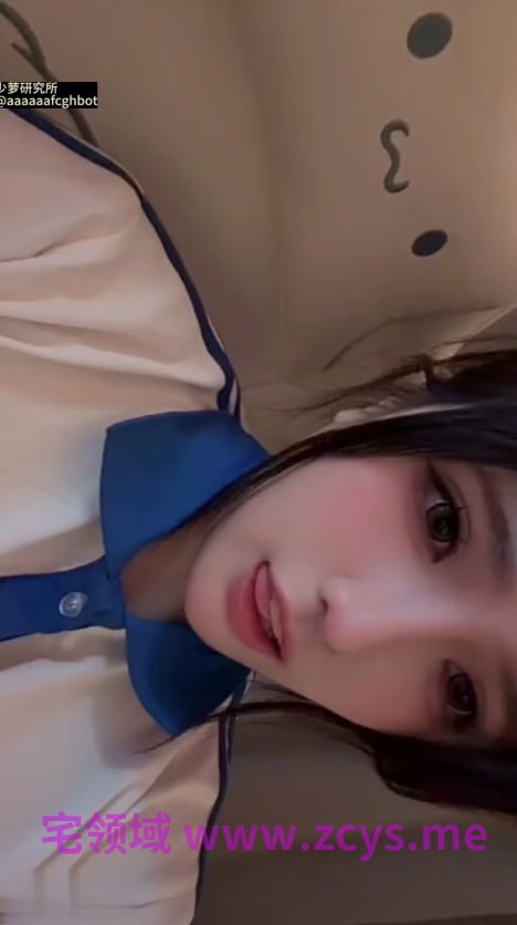 推特高颜少萝 babiqwq  b🐑了 520门槛自购 蓝白T恤➕情趣内衣 吐舌诱惑 假鸡巴震动棒自慰 【2V 259MB】