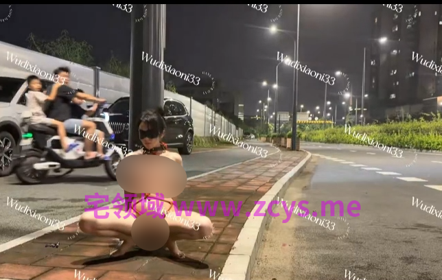 无敌小霓  多场景露出福利（1V,154M）